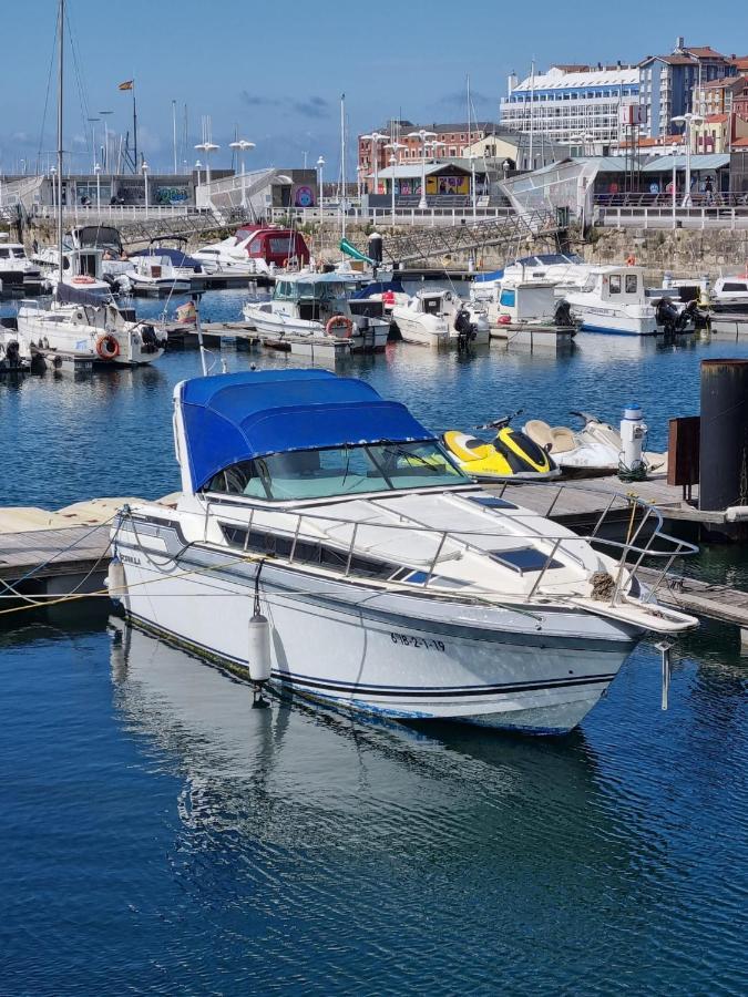 Experiencia En El Mar T Hotel en barco *